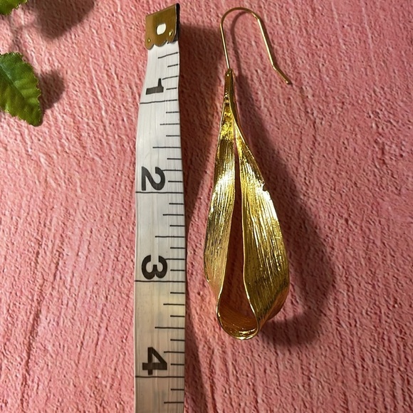 Zara Gold Loop Drop Earrings - Picture 12 of 16